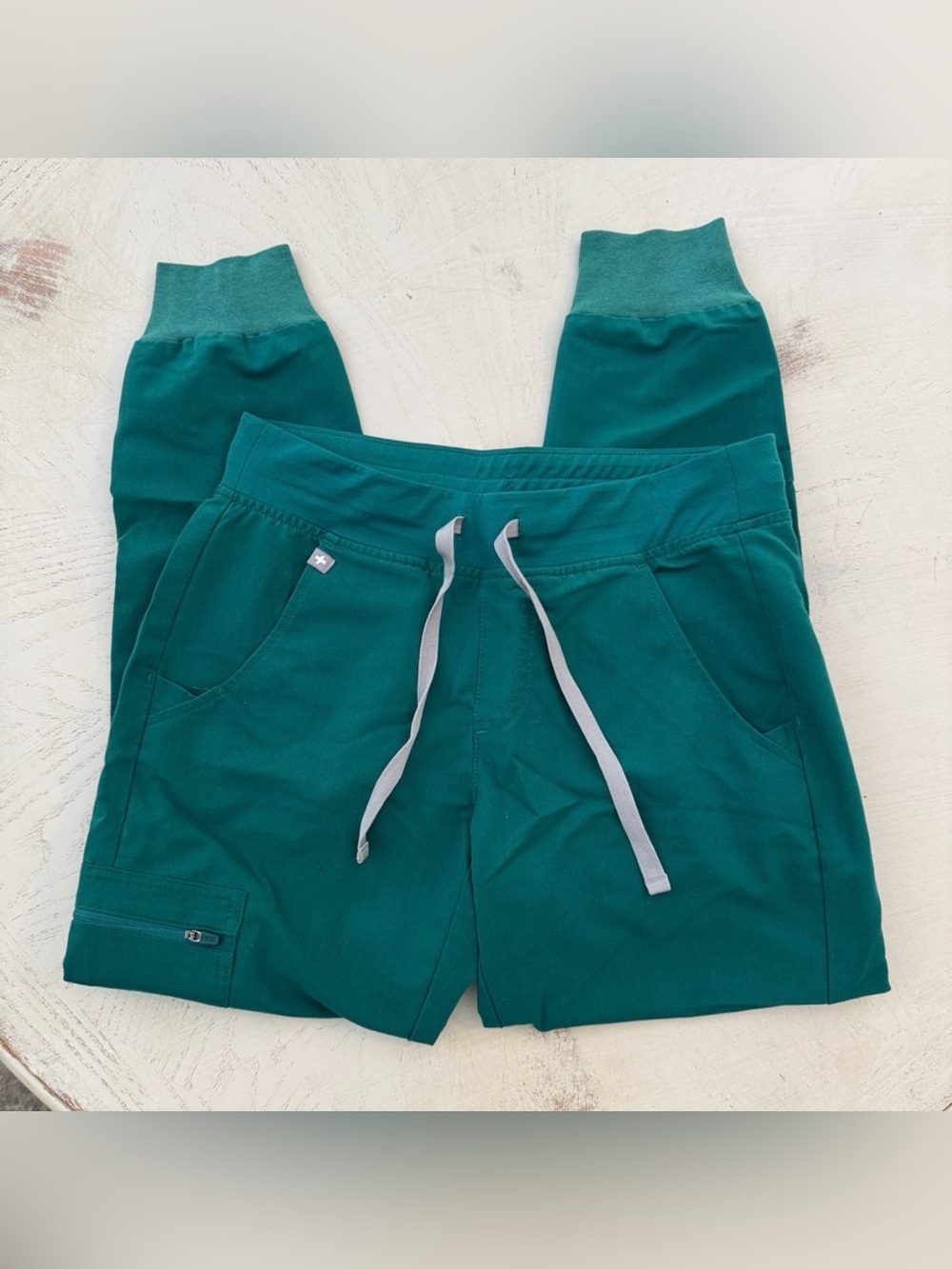 FIGS green XS scrubs set nursing medical uniform shirt pants - Picture 6 of 10